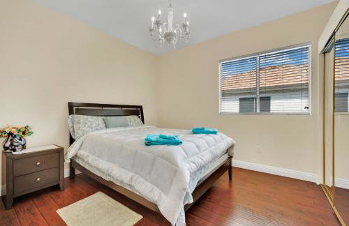 Spacious 6-bedroom house in Las Vegas - Photo 23