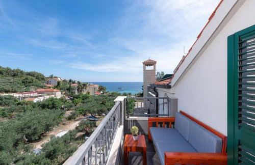 ISLAND HVAR LUXE Holiday Villa Maslina with Beach - Photo 25