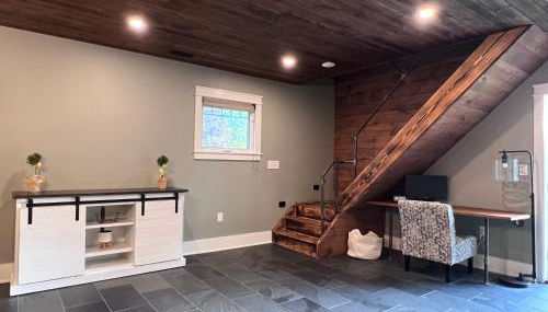 Modern Industrial Farmhouse - The Wayback - Foto 3, furniture