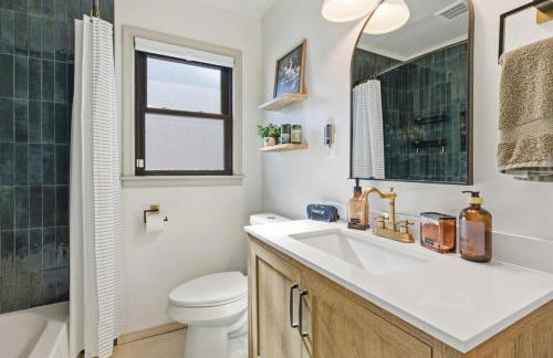 Tulsa Suite Spot-King Bed Near Expo, TU, Dtwn - Photo 16