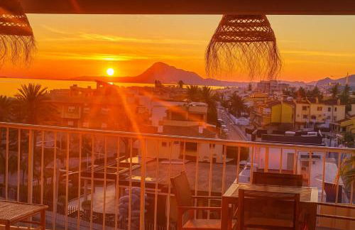 AP-7 XimoApartments con VISTAS ESPECTACULARES AL MAR - Photo 1