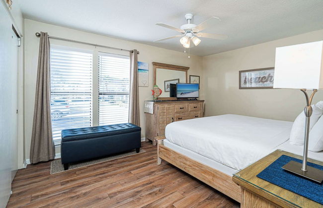 Beachfront Joy at Sandpiper Cove - Photo 6