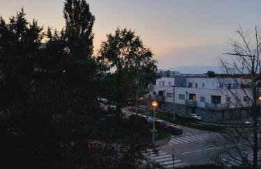 Dolly Apartment Airport - Foto 35