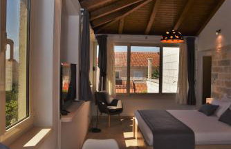 APARTMENTS4YOU SUPETAR 1,2,3&4 -the BEST and MOST POPULAR apartments for DISCOVERING the island - free parking - 200 meters from the beach - Foto 1