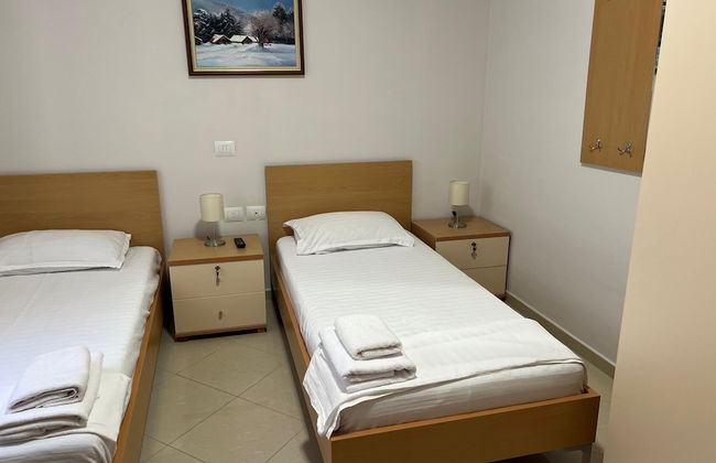 Thoma's K Studios - Photo 17