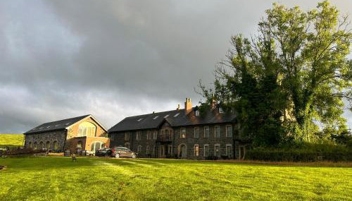 Royal Portrush Golfing Base- Riverside Renovated Flax Mill - Foto 4