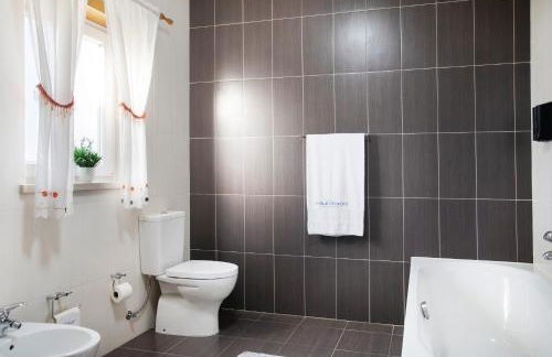 Villa Rosa com Piscina e Jacuzzi - Photo 15