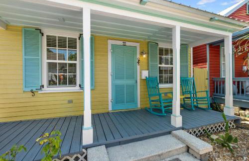 Casa Amarillo l Steps to Historic District - Photo 5