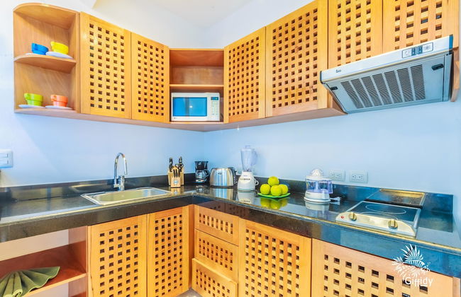 Deep Blue Condos - 102 - Photo 10