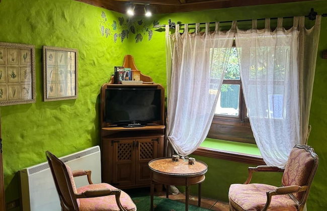 Oasis Hill Botanical Garden - Foto 43