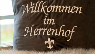 Feine Wohn und Schlafstuben im Herrenhaus I UNESCO Welterbe I Parkplatz I Erzgebirge I Waldbühne - Foto 3