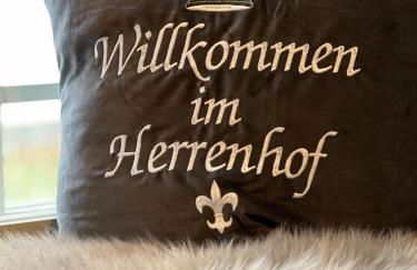 Feine Wohn und Schlafstuben im Herrenhaus I UNESCO Welterbe I Parkplatz I Erzgebirge I Waldbühne - Foto 3