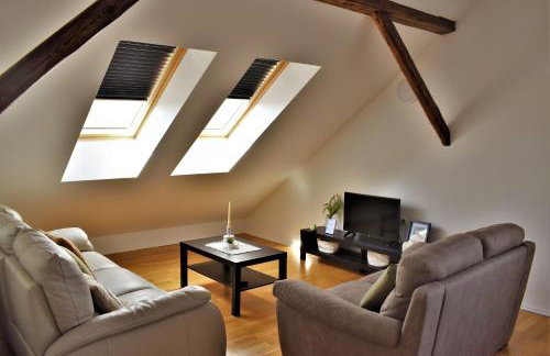 Central Park Apartments - Photo 4