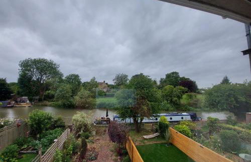 3-Bed Cottage Sleeps 4 20 mins to Northampton - Photo 19