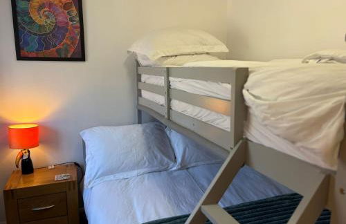 Drake's Loft - Central Lyme Regis - Photo 4