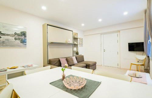 Exclusive quietness in the heart of Madrid with Public Parking, Breakfast, 2 bathrooms - Photo 7