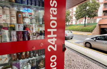 Barra Mares-apto p 4 pessoas em frente ao posto 4 Barra - Foto 52