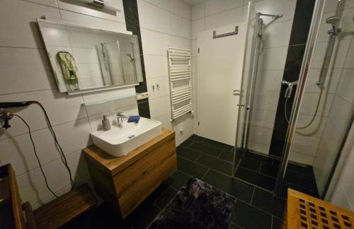 Ferienhaus an der Brunnenaue 4 Sterne, E-Ladestation am Haus, Wlan, Netflix, Garten - Foto 48