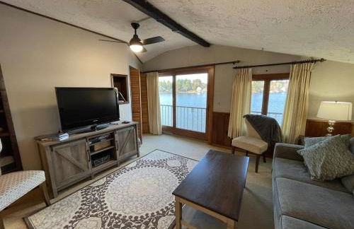 House with waterfront view - Foto 15