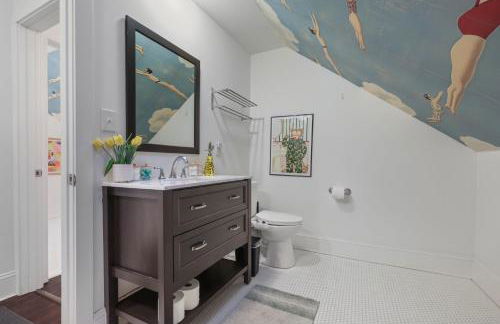 Stay & Play Indy- Indoor Fun - 5 Min to Downtown - Sleeps 10 - Arcade fun - Foto 74