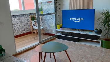 Sea View Apartment - 5 Min Walk to Gibraltar - Foto 2