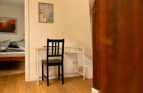 Wölkchen - Wohnung mit Balkon, Holzdielen & TV - Foto 16