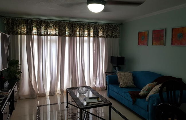 New Kingston Apt at Kensington Court - Foto 23