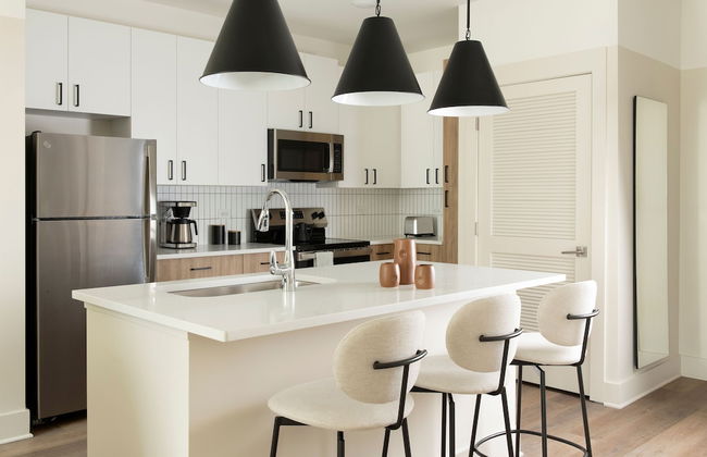 Mint House Nashville - Marathon Village - Photo 17