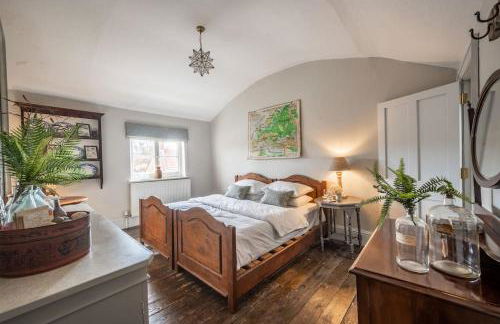 Sarah's - A townhouse apartment in Georgian Holt - Photo 6