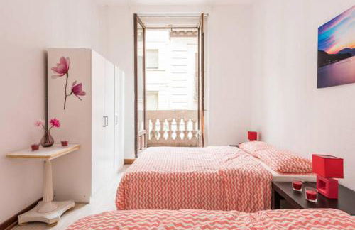M&F Apartaments Gran Via - Photo 29