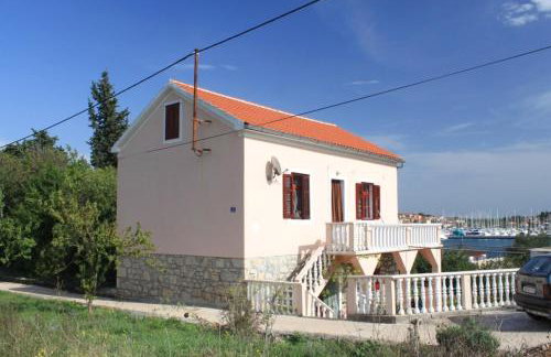 Apartments by the sea Lukoran (Ugljan) - 8510 - Foto 1