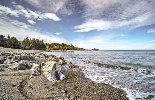 Secluded Seldovia Studio with Lake and Mtn Views! - Foto 30