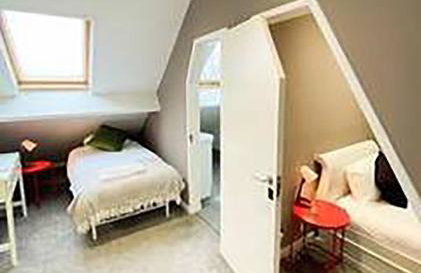 5 bedroom 3 bathroom house - Lyne Chertsey - Foto 3