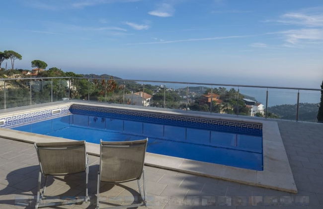 Villa in Lloret de Mar - 104817 by MO Rentals - Foto 1