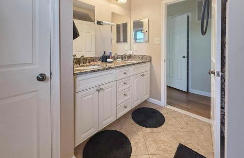 Spacious Home Near UMD and DC - Foto 47