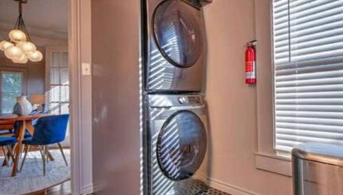 Elevate Your Stay Chic 1-Bed Condo Courtyard - Foto 4