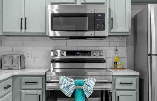 4BR w Heated Pool near Disney & Lake - Sleeps 10 - Foto 10