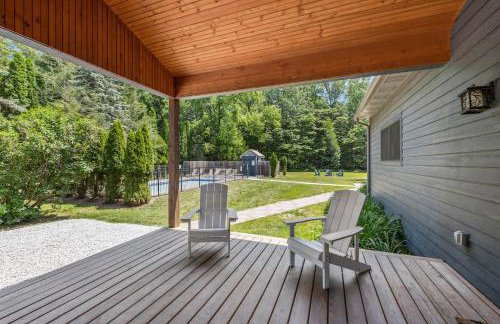 The Dakota by Juniper Holiday + Home - Photo 6