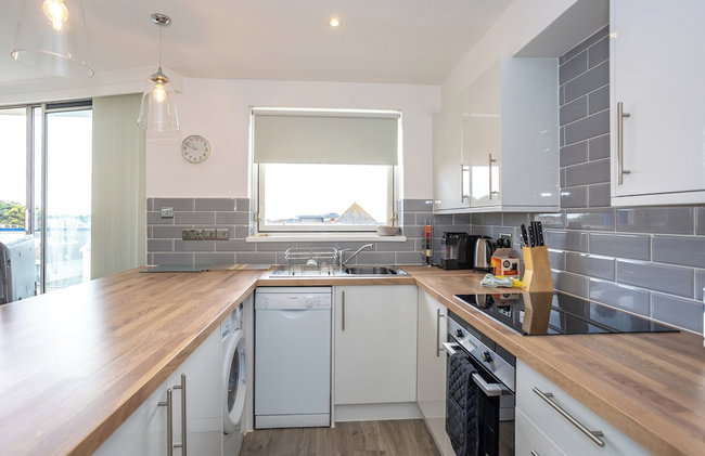 Stunning 2 bed Seaside Apartment With Sea Views - Foto 26