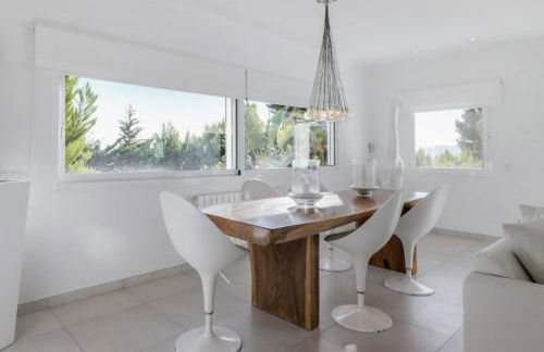 Elevated Living: 5 Br Villa in Ibiza City, 1275 - Foto 19