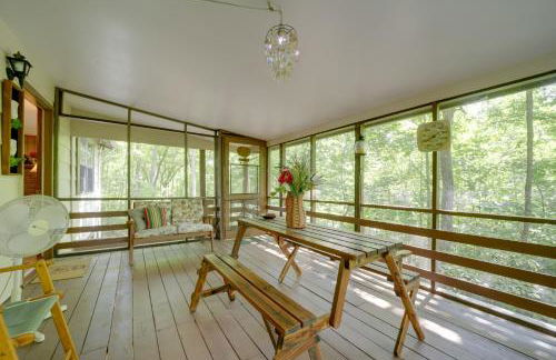 Smoky Mtn Hideaway Screened Porch and Fire Pit - Foto 2