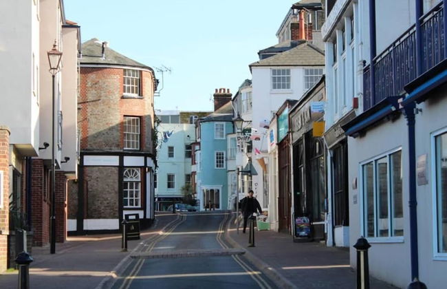 Impeccable 3 bed 2 Bath Central Cowes Cottage - Foto 30