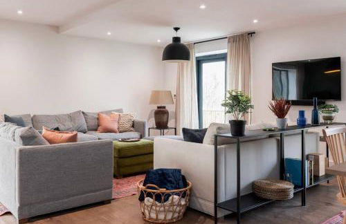 Brockview House - Eco 4 bed - Photo 32