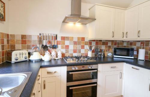 The Golden Cross - Photo 12