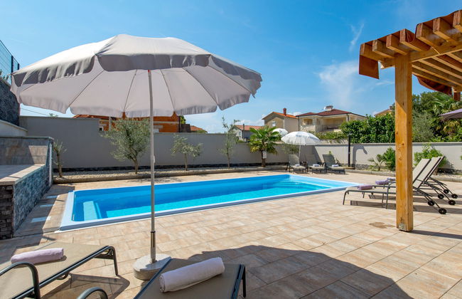 Villa Mira - Photo 19