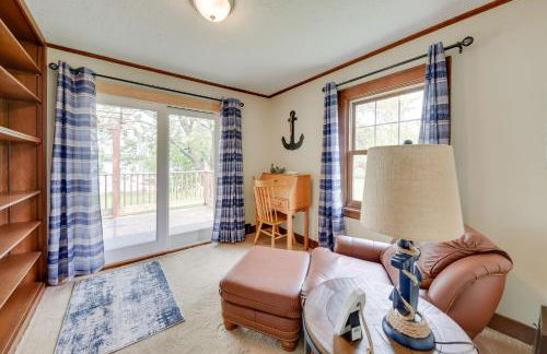 Pistakee Lake Estate with Boat Dock and Hot Tub! - Foto 10