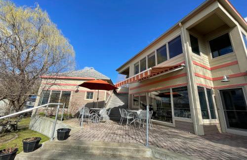 Risingwater Newly Listed Stunning Home with 150-Foot Beachfront in the Finger Lakes - Foto 39