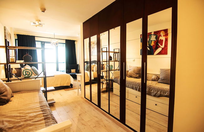 Lux BnB I X1 Tower I Golf Course & Sea Views - Photo 3