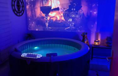 Suite Eden Spa, Appart'hôtel bien être , Patio de standing barbecue - TV XL CinéSport, Lit Q-Size, Wifi, P-Gratuit en Résidence - Foto 3