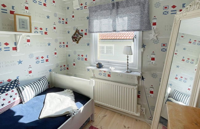 Spacious Family Cottage in Kyrkesund - Foto 1